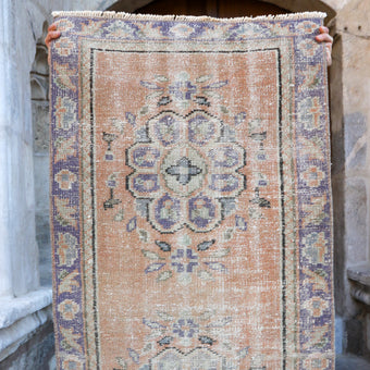 1626 Damla 2’5x9’10 Handwoven Vintage Rug