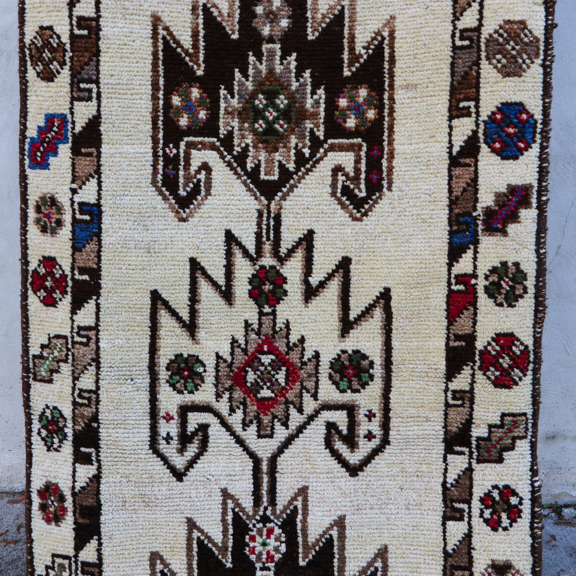 2174 VE Martha 3’3x10’7 Handwoven Vintage Rug