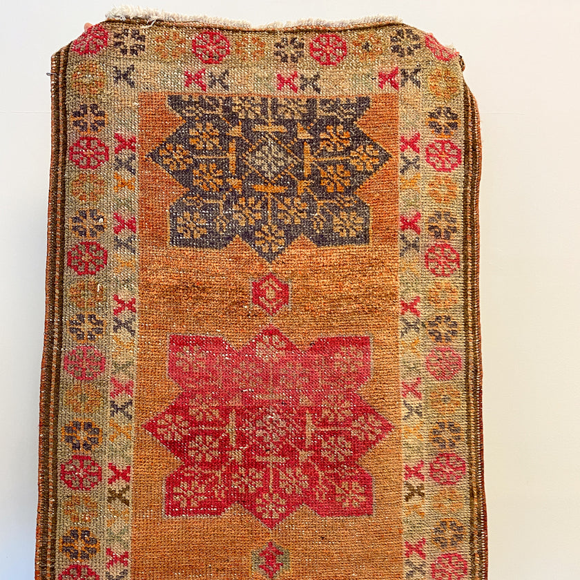 2194 Handwoven Vintage Rug 2’11x12’7