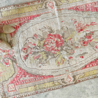 2542 Handwoven Vintage Rug 3’6x6’5