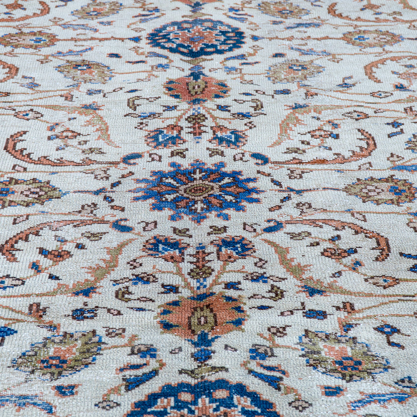 2694 Handwoven Vintage Rug 6’7x9’10