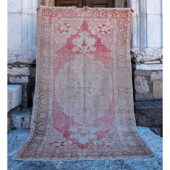 2699 Handwoven Vintage Rug 5’9x9’3