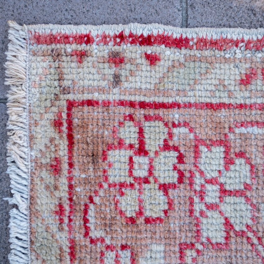 2699 Handwoven Vintage Rug 5’9x9’3