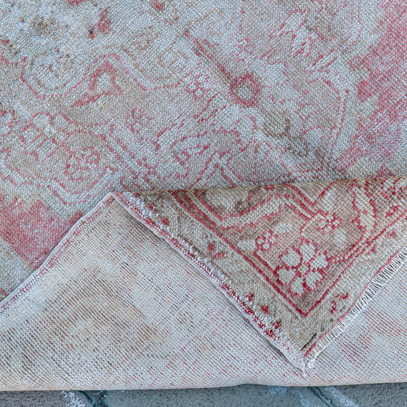 2699 Handwoven Vintage Rug 5’9x9’3
