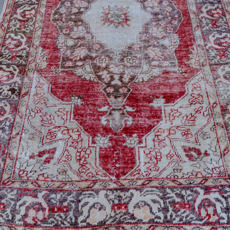 2719 Handwoven Vintage Rug 5‘2x8’5