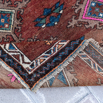2733 Handwoven Vintage Rug 4’10x11’7