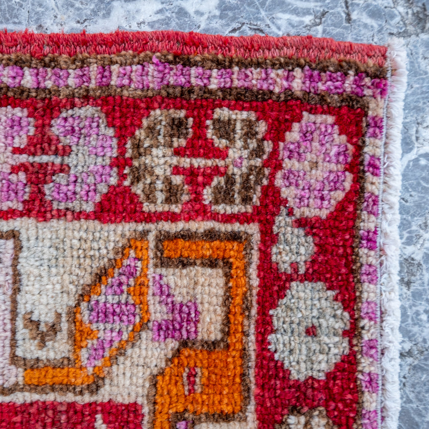 2866 Handwoven Vintage Rug 2’11x11’8