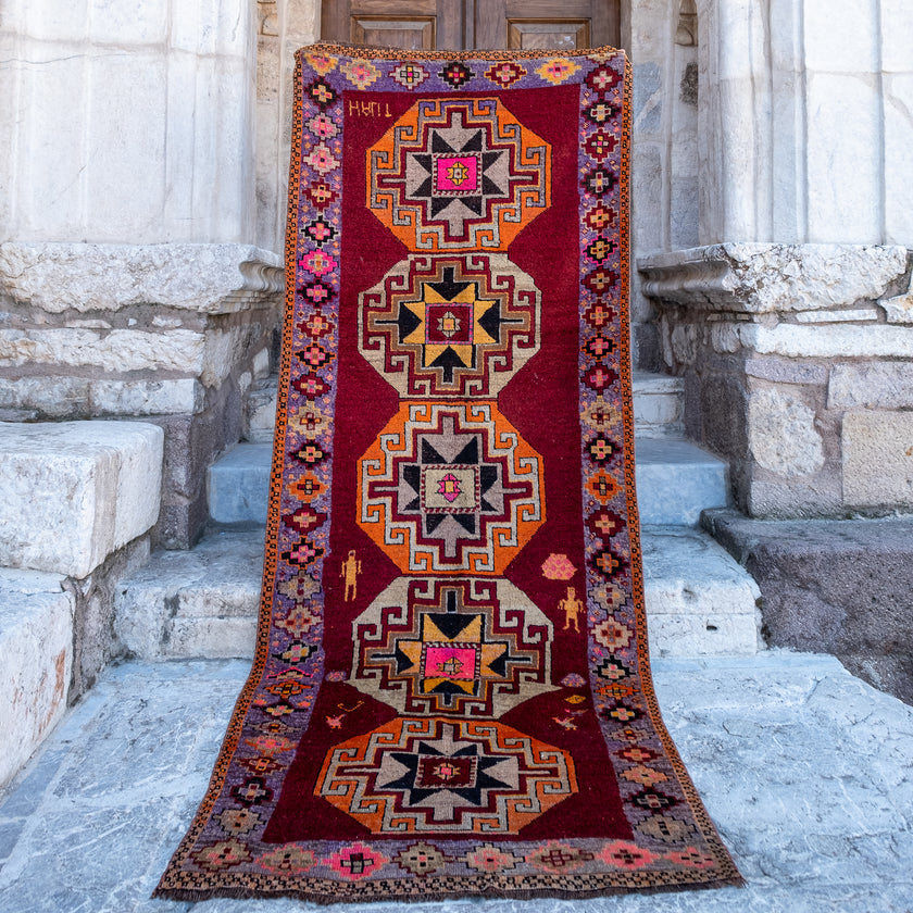 2886 Handwoven Vintage Rug 3’10x10