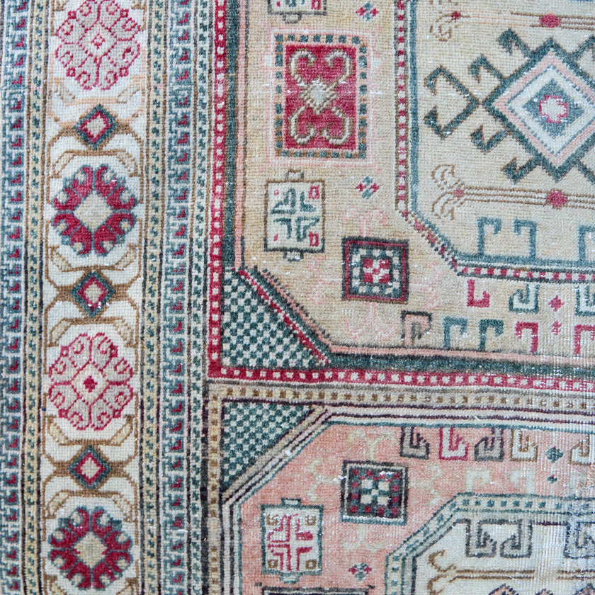 2932 Handwoven Vintage Rug 3’2x5’8