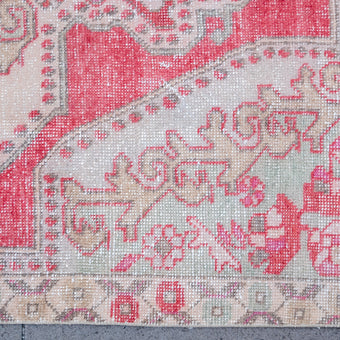 2983 Handwoven Vintage Rug 4'4x7'5