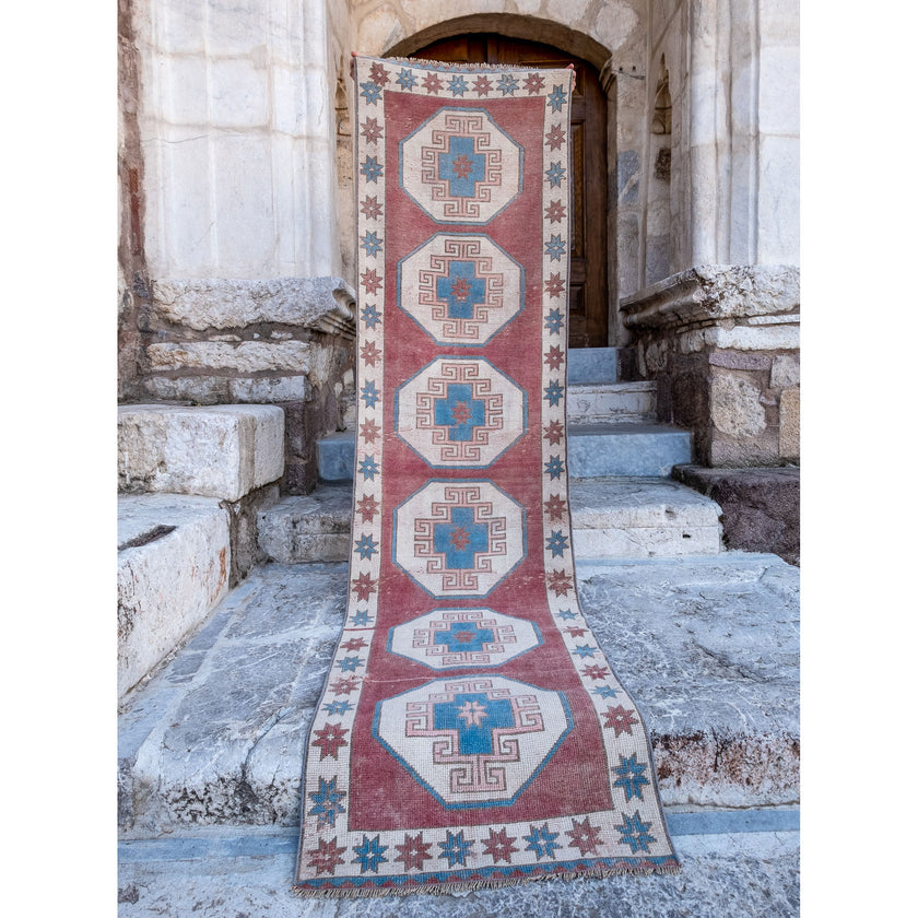 2990 Handwoven Vintage Rug 2’10x10’3