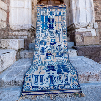 3189 Handwoven Vintage Rug 3'8x10'2