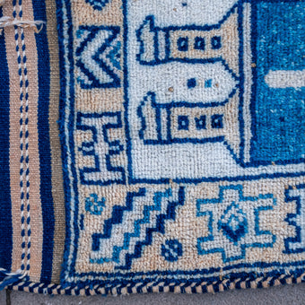 3189 Handwoven Vintage Rug 3'8x10'2