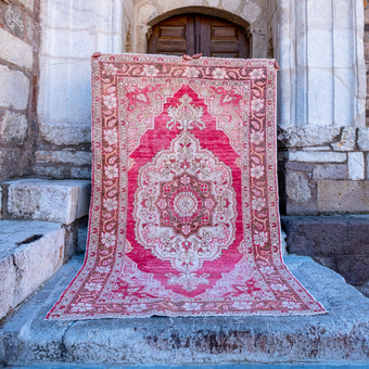 3307 Handwoven Vintage Rug 6x9'9