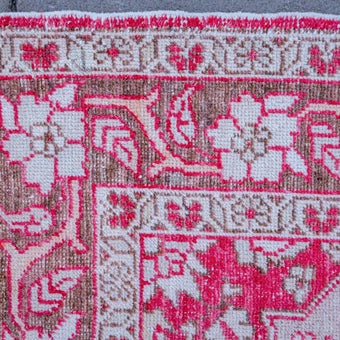 3307 Handwoven Vintage Rug 6x9'9