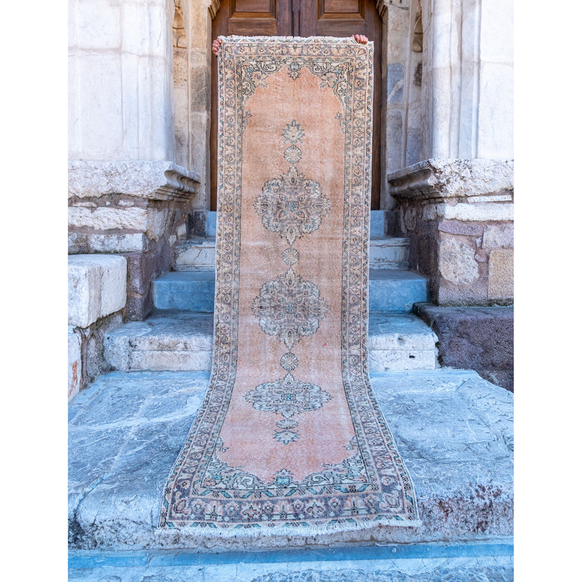 3330 VE Handwoven Vintage Rug 3'2x11