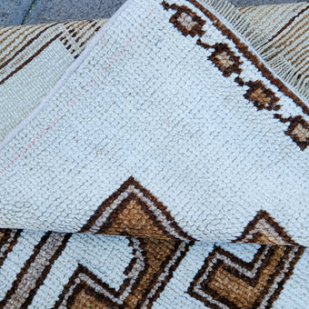 3482 Handwoven Vintage Rug 2'11x10'5