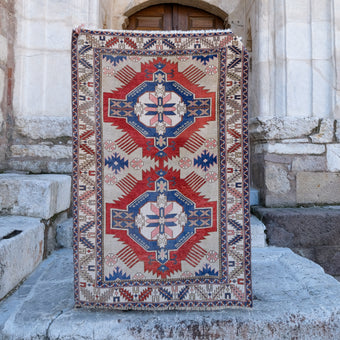 3491 Handwoven Vintage Rug 3'8x5'8
