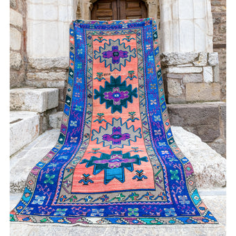 3761 Handwoven Vintage Rug 5’4x10’6