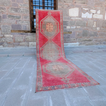 3836 Handwoven Vintage Rug 3’10x12’7