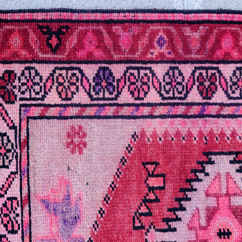 3843 Handwoven Vintage Rug 3’2x12’2
