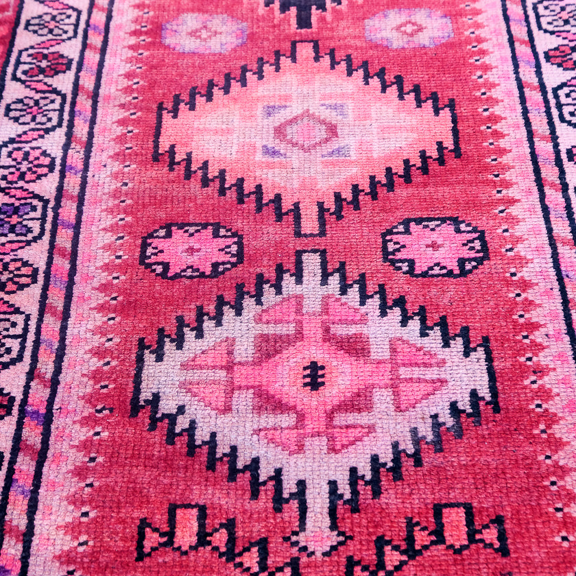 3843 Handwoven Vintage Rug 3’2x12’2