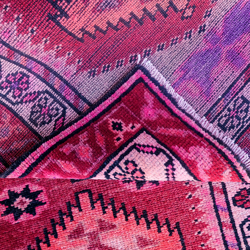 3843 Handwoven Vintage Rug 3’2x12’2