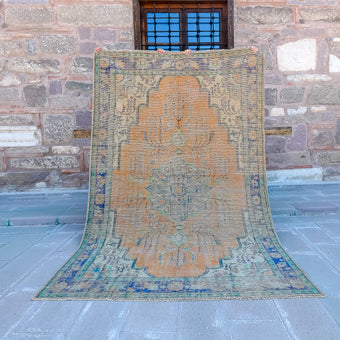3873 Handwoven Vintage Rug 6'5x10