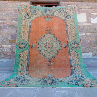 3881 Handwoven Vintage Rug 6'3x8'10