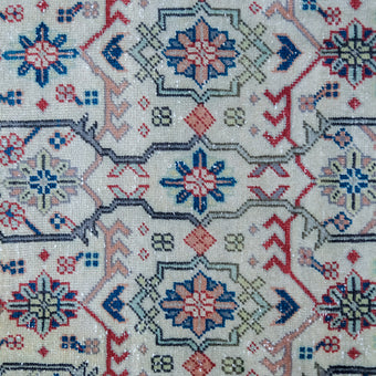 3896 Handwoven Vintage Rug 6'10x9'6