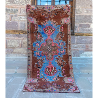 3948 Handwoven Vintage Rug 3'9x7'11