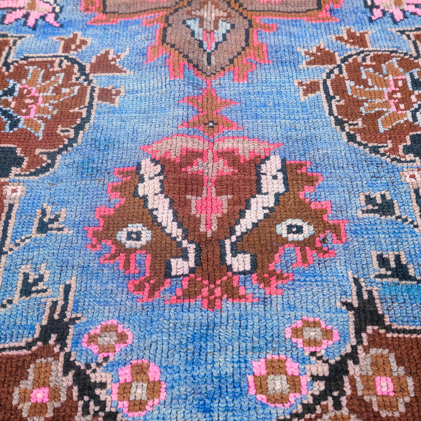 3948 Handwoven Vintage Rug 3'9x7'11