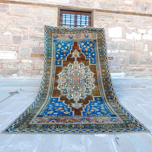 4068 Handwoven Vintage Rug 6’9x11'3