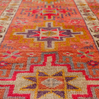 4703 Handwoven Vintage Rug 2'8x11'7