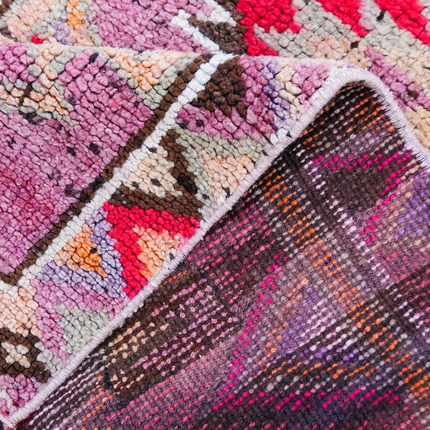 4704 Handwoven Vintage Rug 2'5x10'9