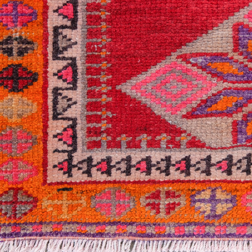 4706 Handwoven Vintage Rug 2'11x11'9