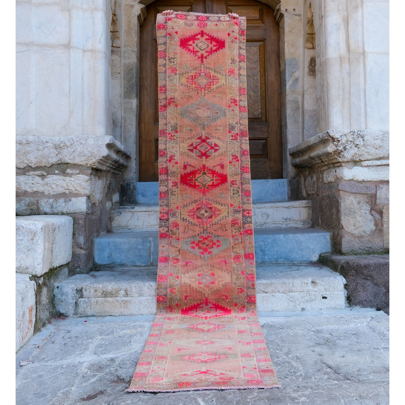 4712 Handwoven Vintage Rug 2'4x10'11