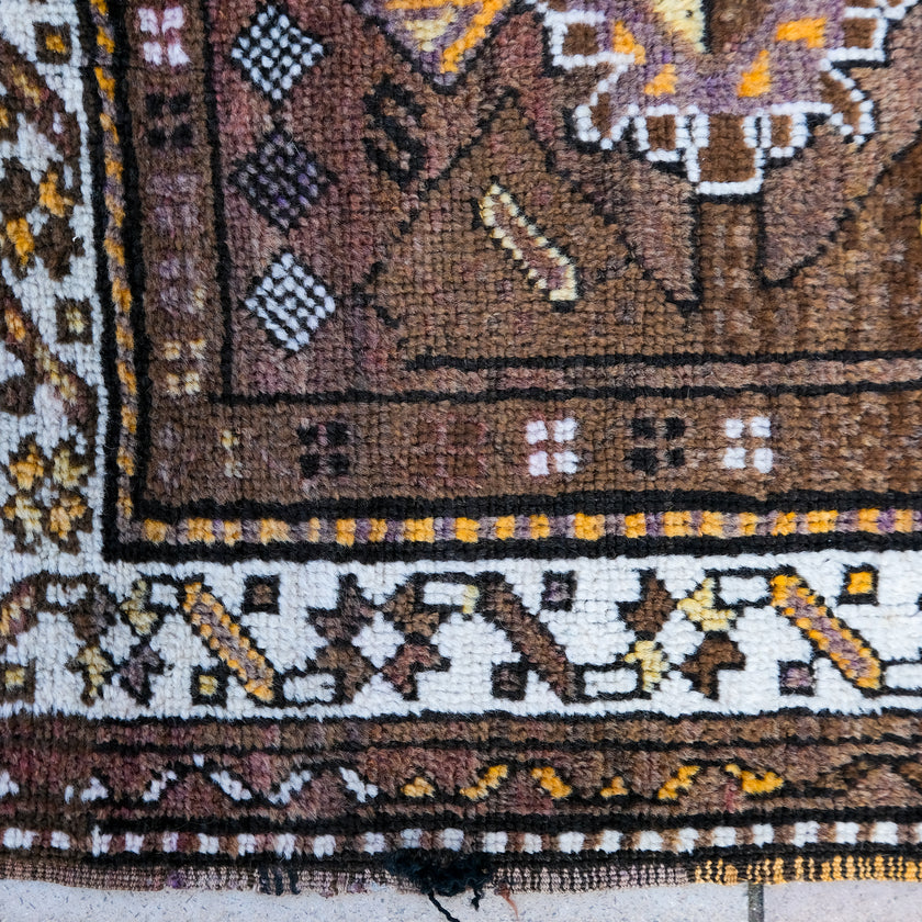 4722 Handwoven Vintage Rug 4'3x11'5