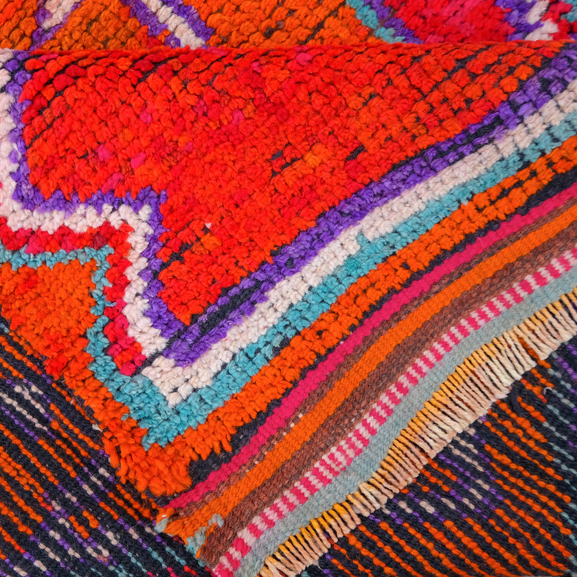 4734 Handwoven Vintage Rug 3'1x11'5