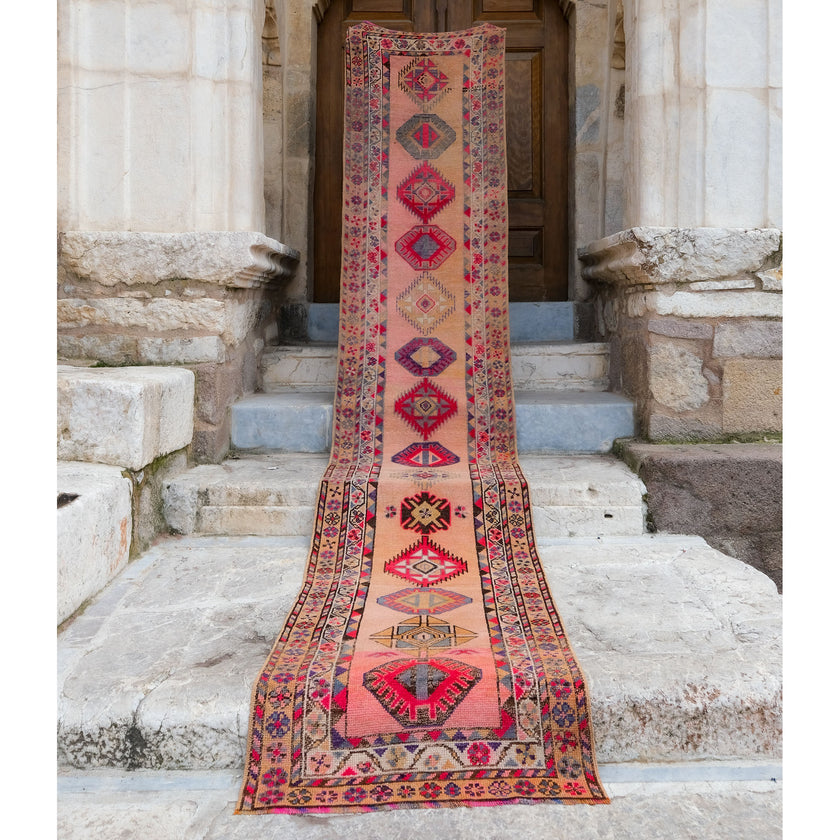 4789 Handwoven Vintage Rug 3'1x15'10