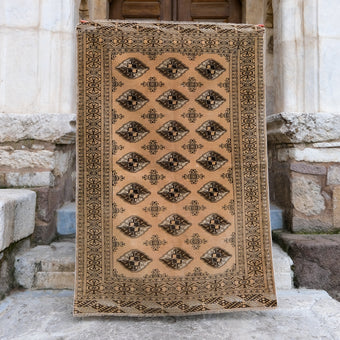 4904 Handwoven Vintage Rug 4'1x6'1