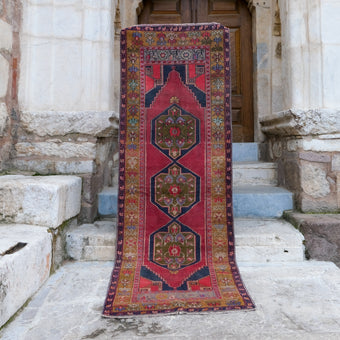 4915 Handwoven Vintage Rug 3'4x9'5