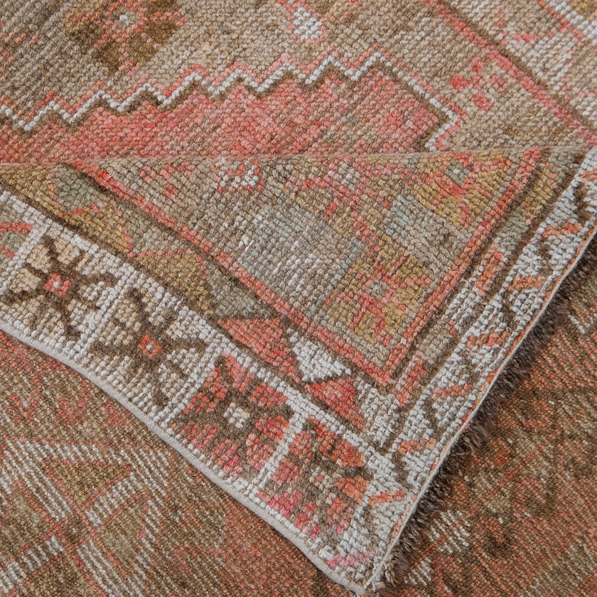 4923 Handwoven Vintage Rug 4'6x10'8