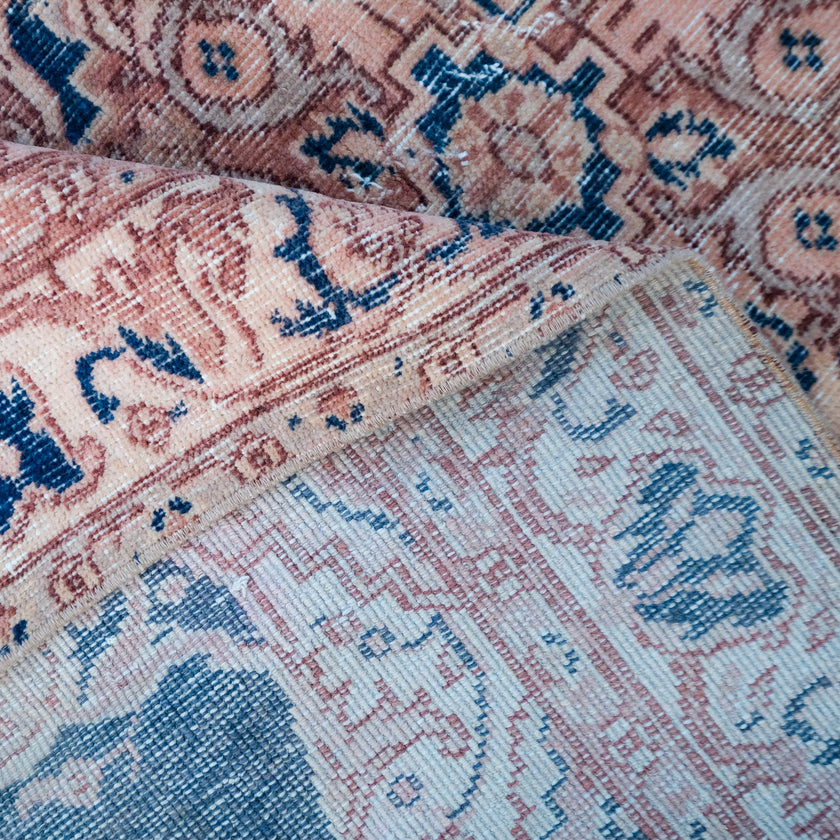 4955 Handwoven Vintage Rug 3'8x6'8