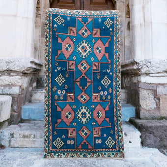4960 Handwoven Vintage Rug 3'6x6'6
