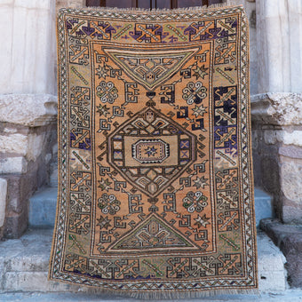 5073 Handwoven Vintage Rug 4'4x5'11