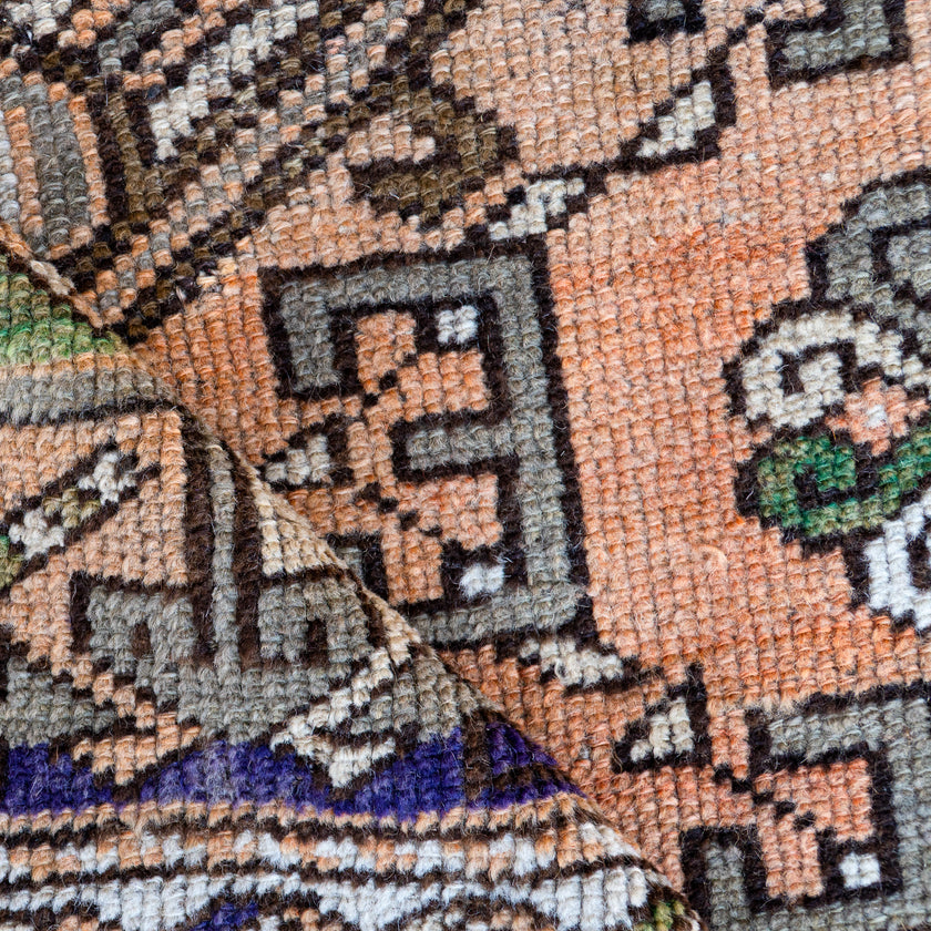 5073 Handwoven Vintage Rug 4'4x5'11