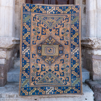 5075 Handwoven Vintage Rug 3'11x6