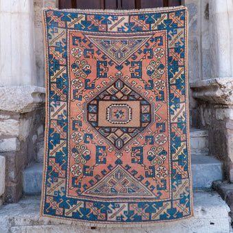 5076 Handwoven Vintage Rug 4'1x5'10
