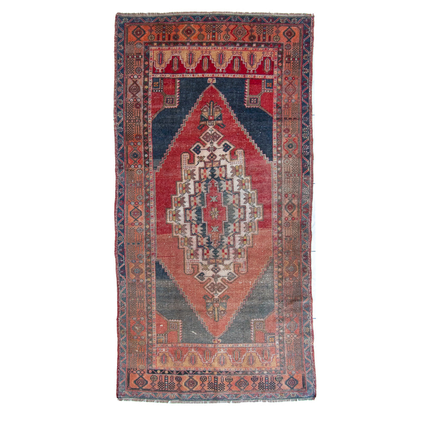 6051 Handwoven Vintage Rug 4'5x8'7